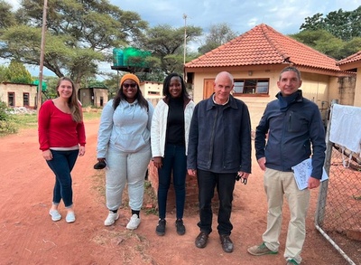 Solar industry association collaborates with world's biggest diamond producer to provide solar hot water to NGOs